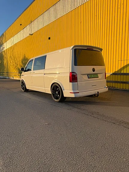 Volkswagen Transporter 2017 photo 5