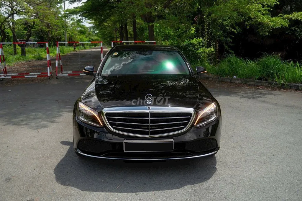Mercedes-Benz C-Class 2021 photo 2