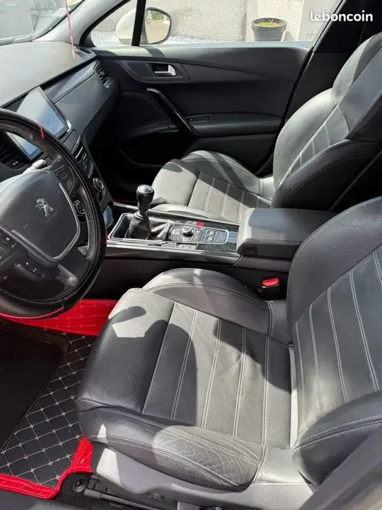 Peugeot 508 2011 photo 2