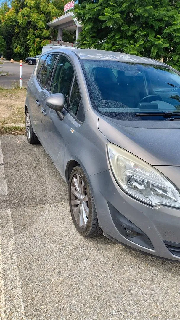Opel Meriva 2010 photo 2