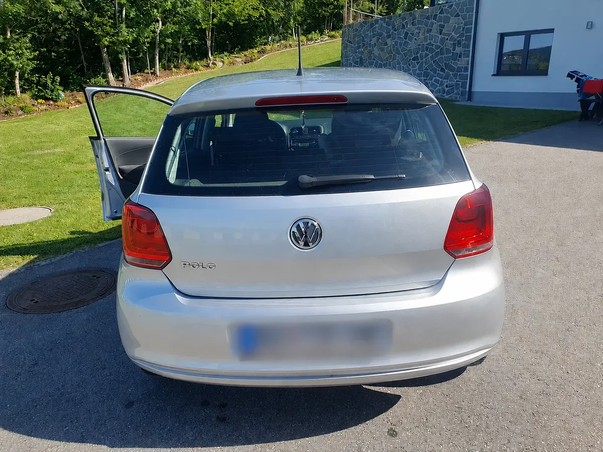 Volkswagen Polo 2009 photo 2