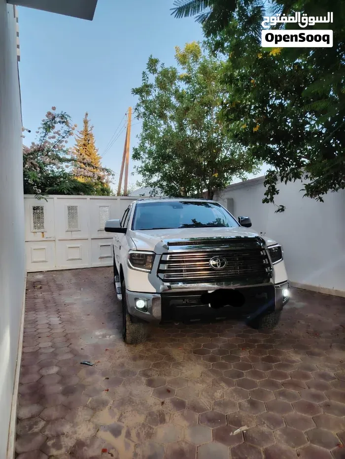 Toyota Tundra 2021 photo 2