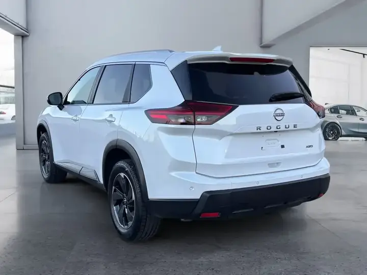 Nissan Rogue 2025 photo 3