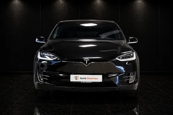 Tesla Model X 2017 photo 3
