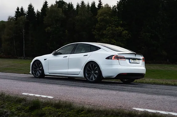 Tesla Model S 2020 photo 5