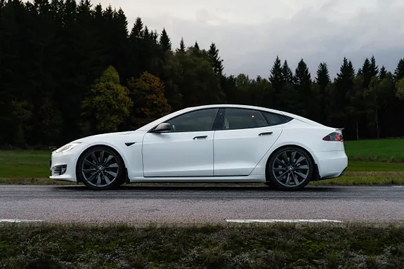 Tesla Model S 2020 photo 4