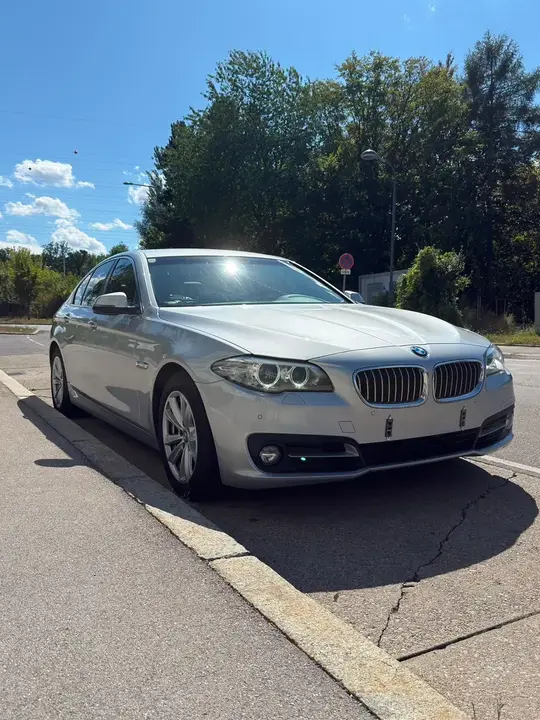 BMW 5 Series 2015 photo 3