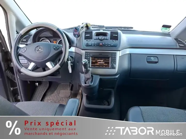 Mercedes-Benz Viano 2011 photo 5