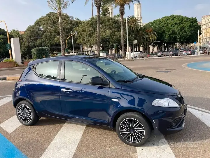 Lancia Ypsilon 2021 photo 4