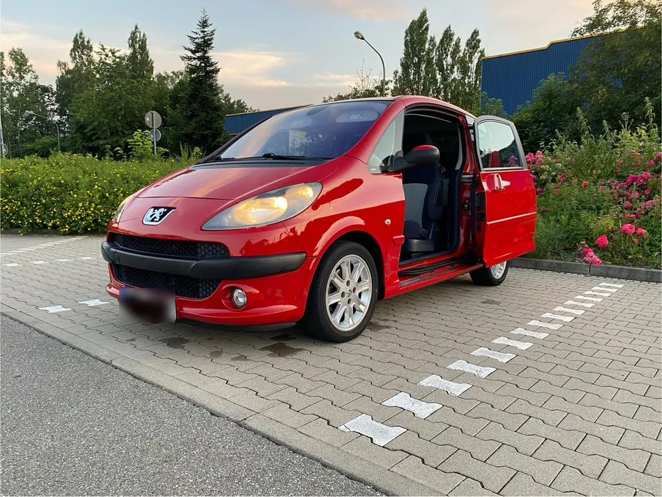 Peugeot 1007