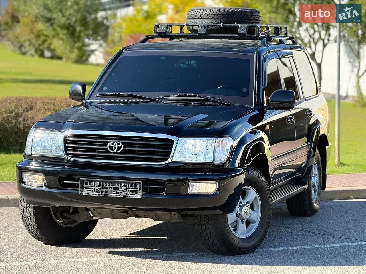 Toyota Land Cruiser 2001 photo 2