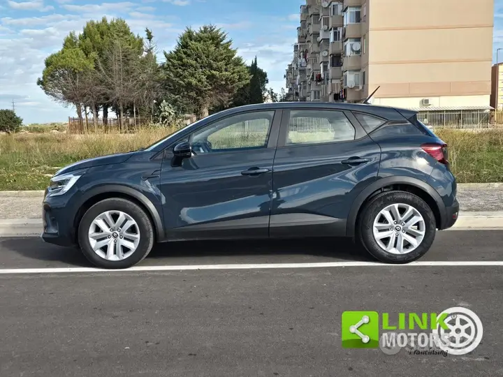 Renault Captur 2023 photo 3