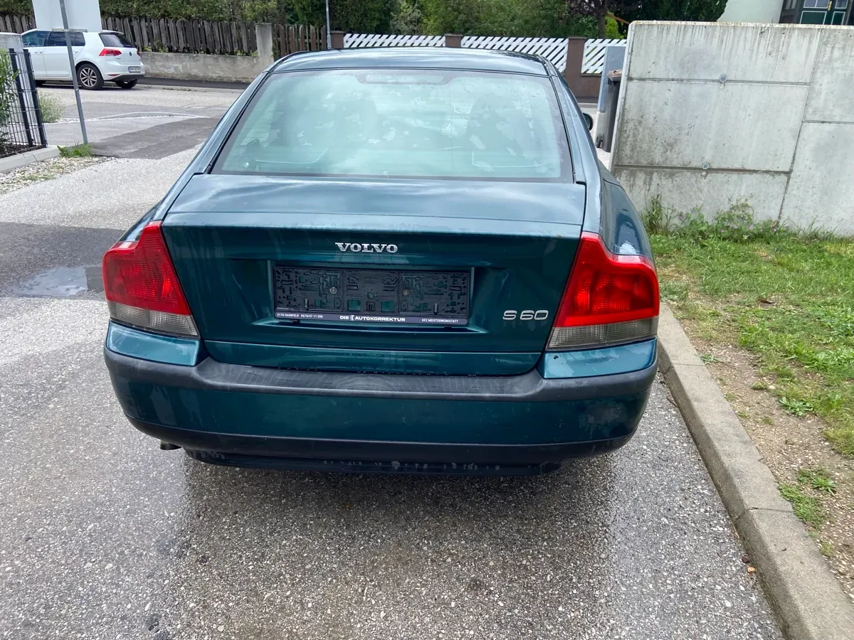 Volvo S60 2003 photo 2