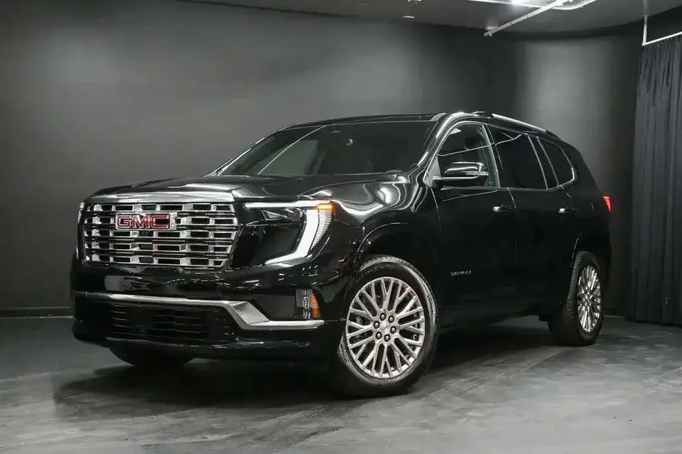 GMC Acadia 2025 photo 2