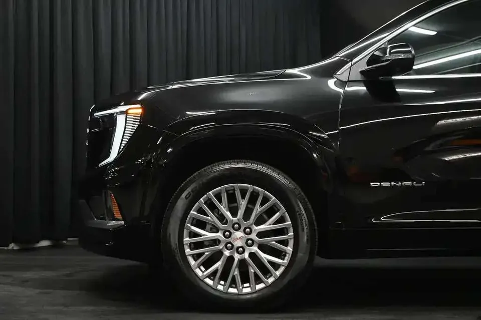 GMC Acadia 2025 photo 5