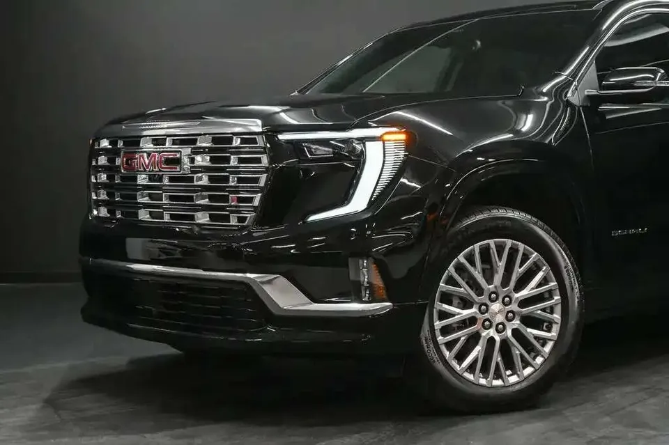 GMC Acadia 2025 photo 3