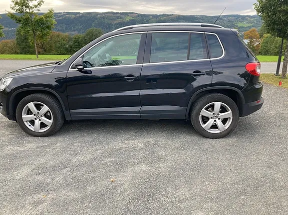 Volkswagen Tiguan 2010 photo 3