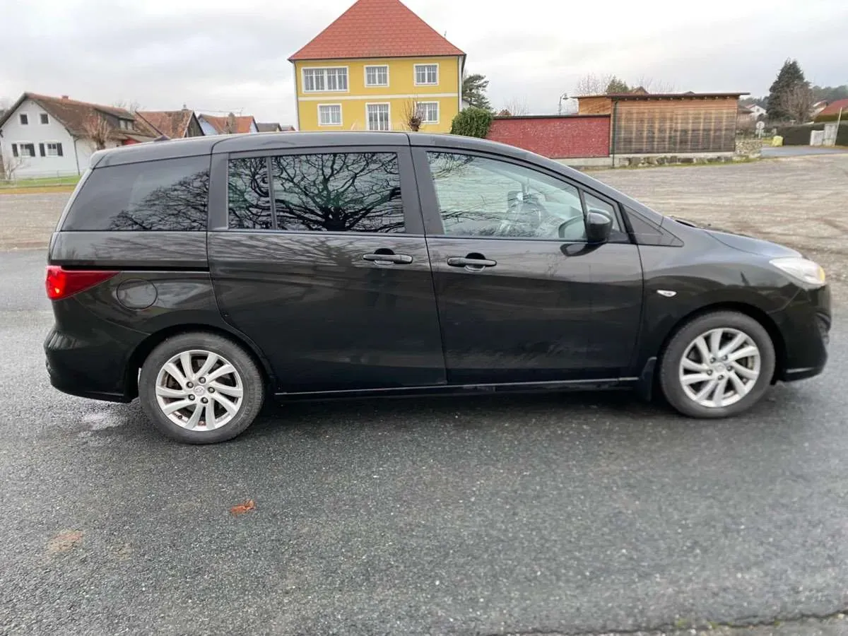 Mazda Mazda5 2010 photo 2