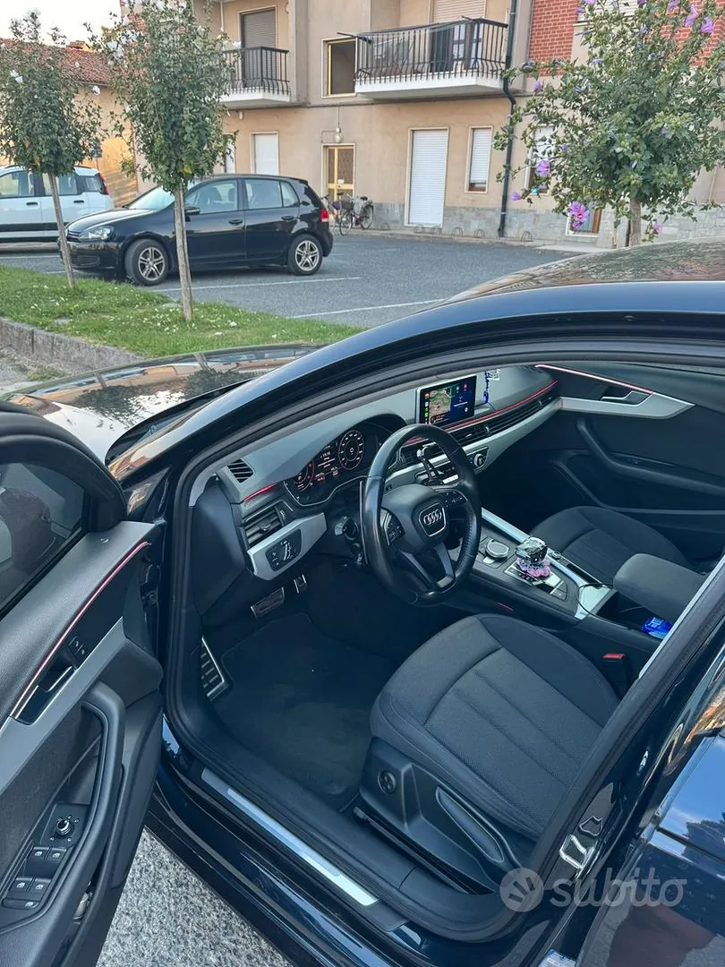 Audi A4 2017 photo 4