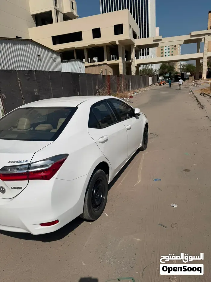 Toyota Corolla 2018 photo 3