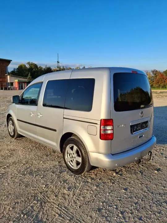 Volkswagen Caddy 2011 photo 3