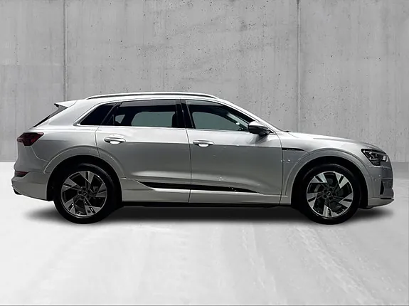 Audi E-Tron 2022 photo 3