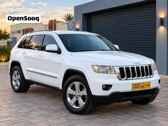 Jeep Grand Cherokee 2011 photo 4