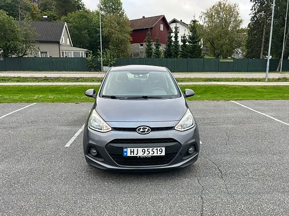 Hyundai I10 2015 photo 2