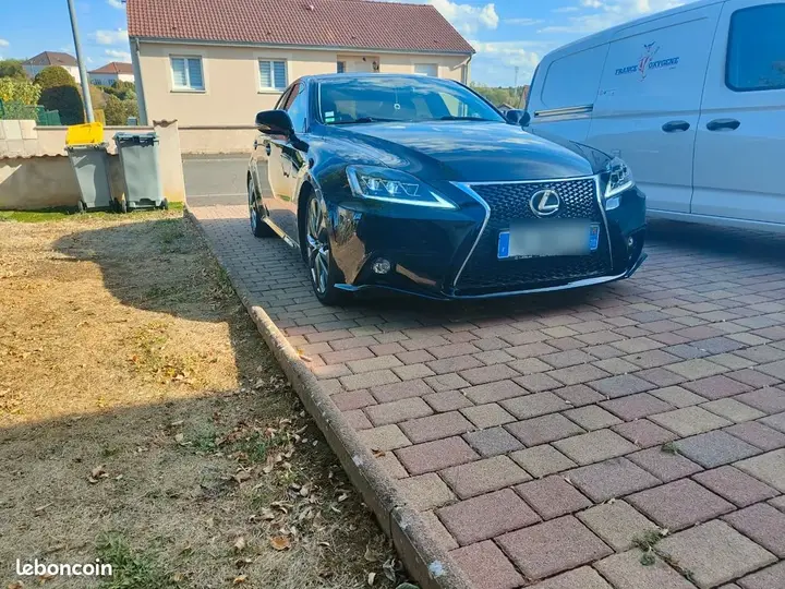 Lexus Is 250 2009 photo 2
