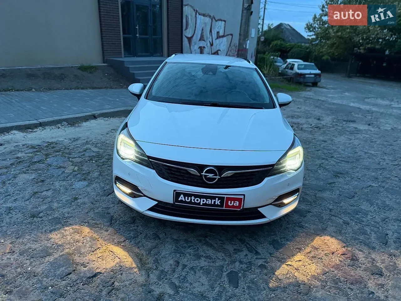 Opel Astra 2020 photo 2