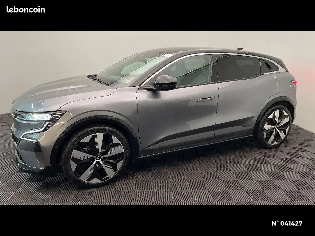 Renault Megane 2023 photo 2