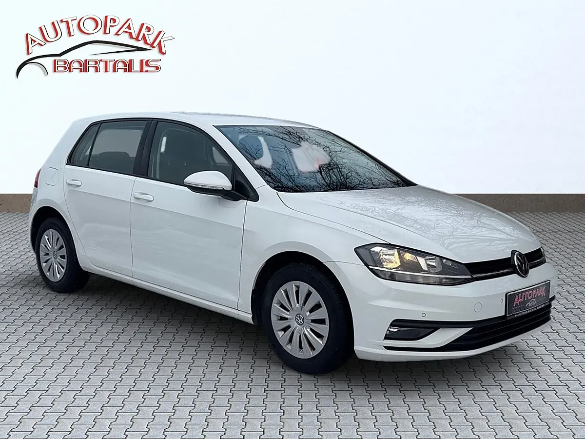 Volkswagen Golf 2019 photo 2