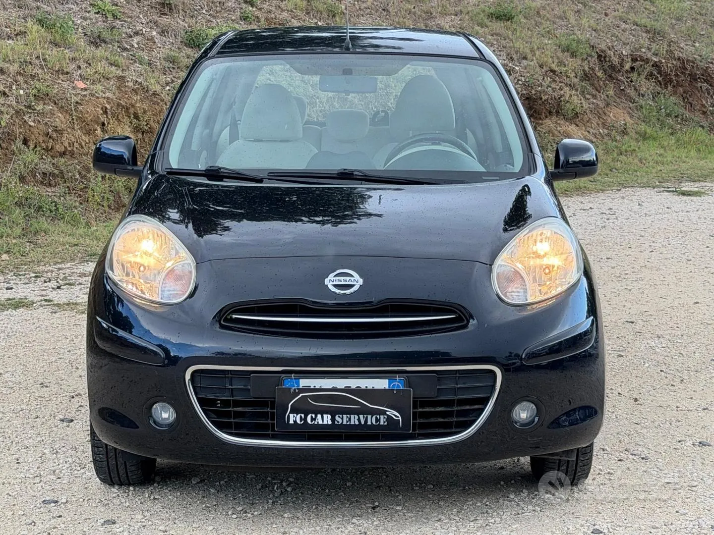 Nissan Micra 2011 photo 2