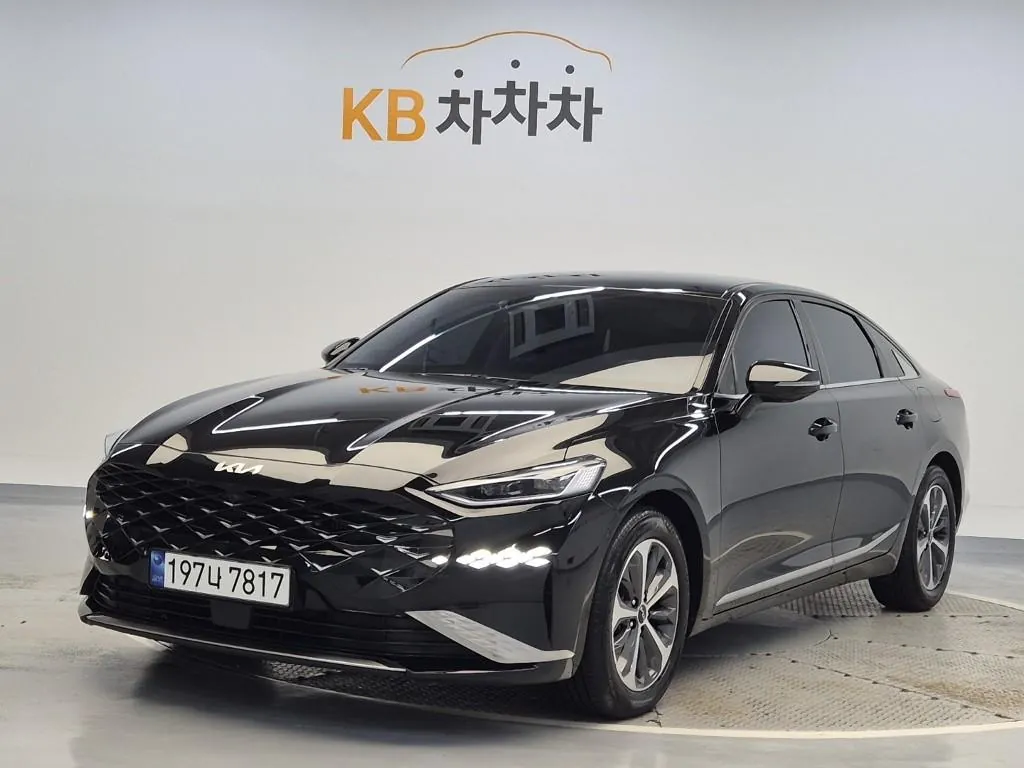 Kia K8