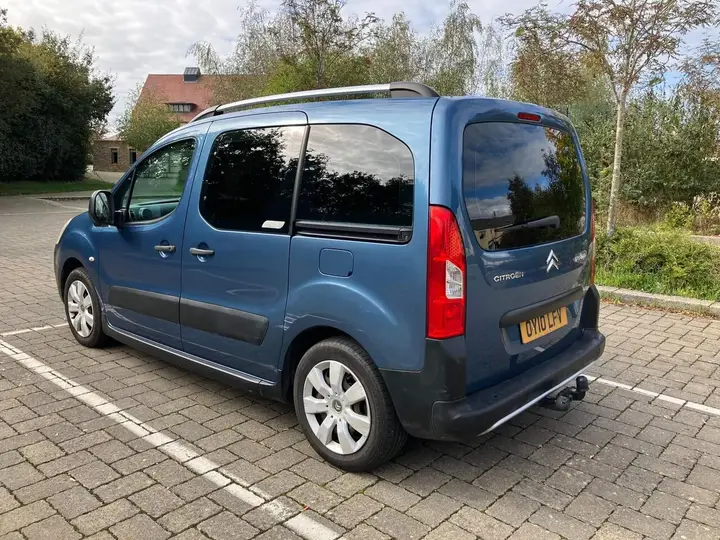 Citroen Berlingo 2010 photo 4