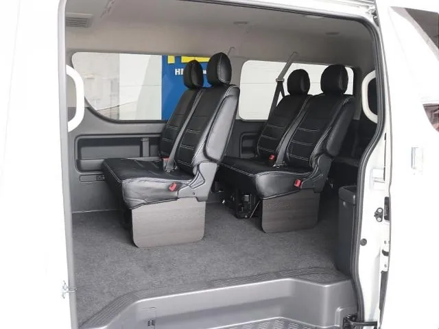 Toyota Hiace Wagon 2022 photo 3