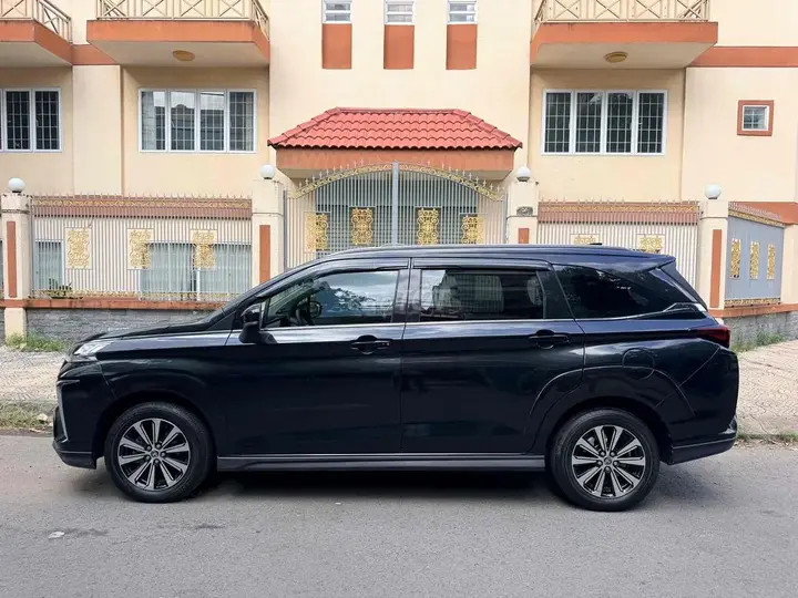 Toyota Veloz Cross 2023 photo 4