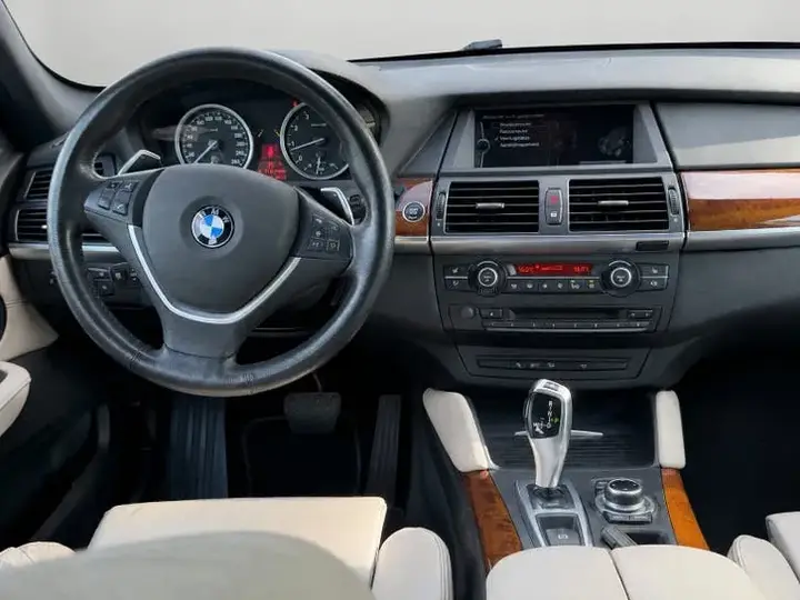BMW X6 2013 photo 2