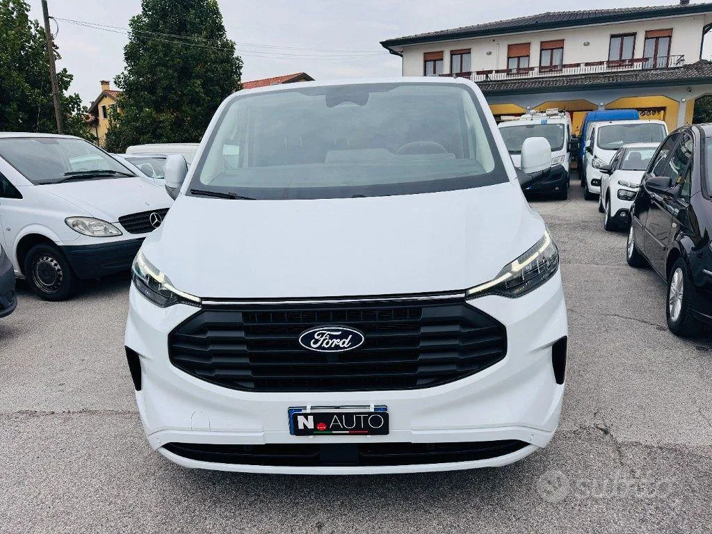 Ford Transit Custom 2025 photo 4