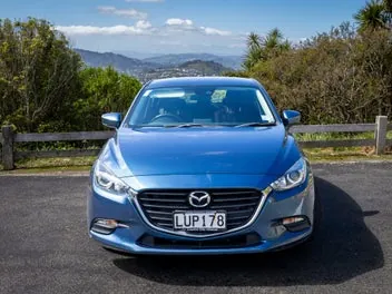 Mazda 3 2018 photo 4