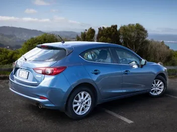 Mazda 3 2018 photo 5