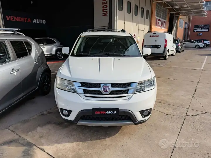 Fiat Freemont 2013 photo 2