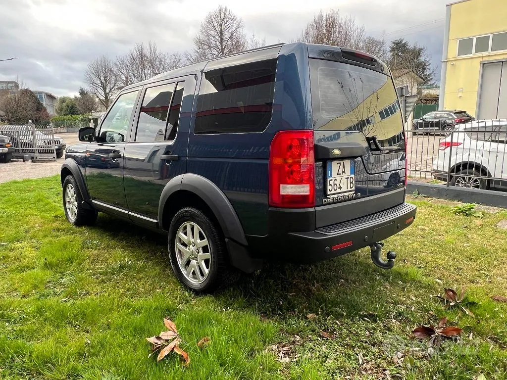 Land Rover Discovery 2005 photo 4