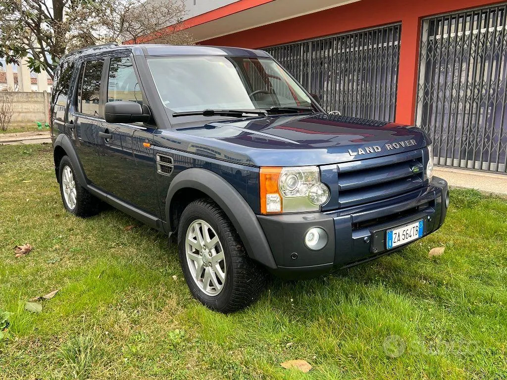 Land Rover Discovery 2005 photo 2