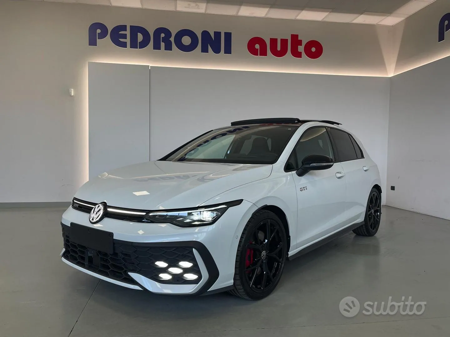 Volkswagen Golf 2025 photo 3
