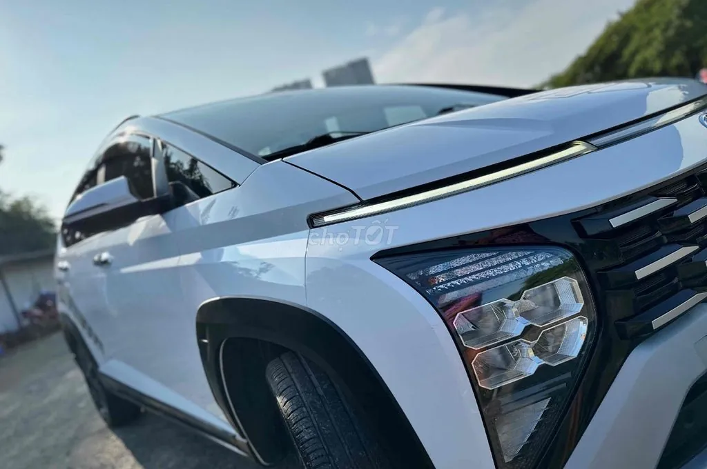 Hyundai Stargazer