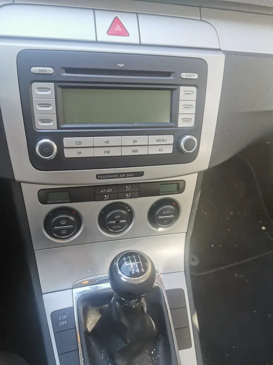 Volkswagen Passat 2008 photo 3