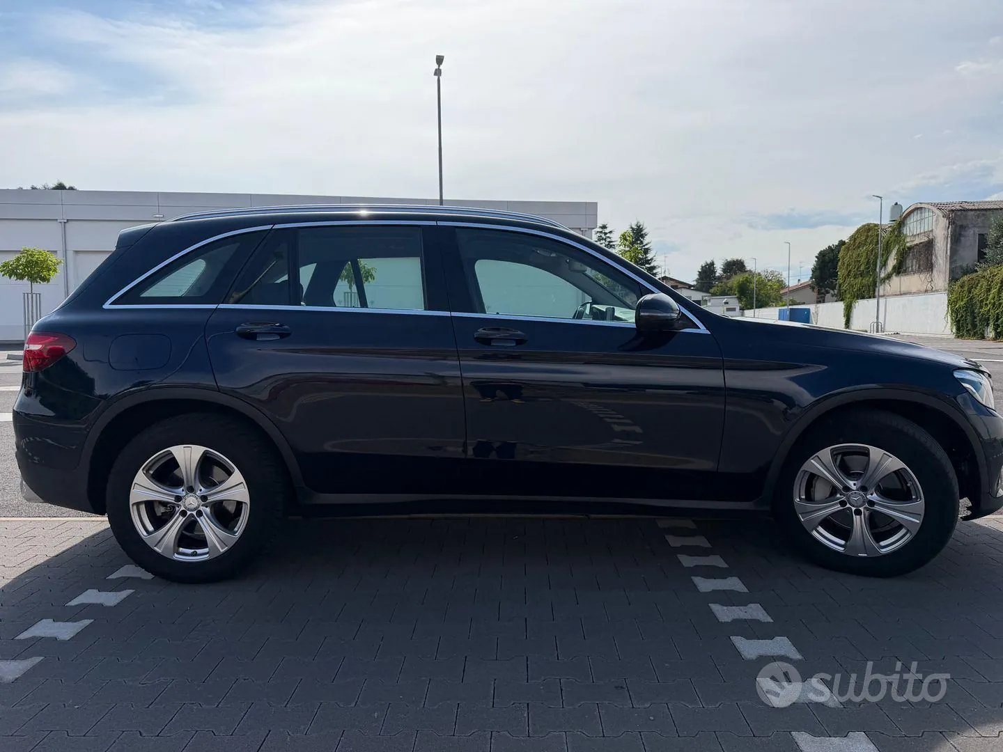 Mercedes-Benz Glc 2016 photo 4