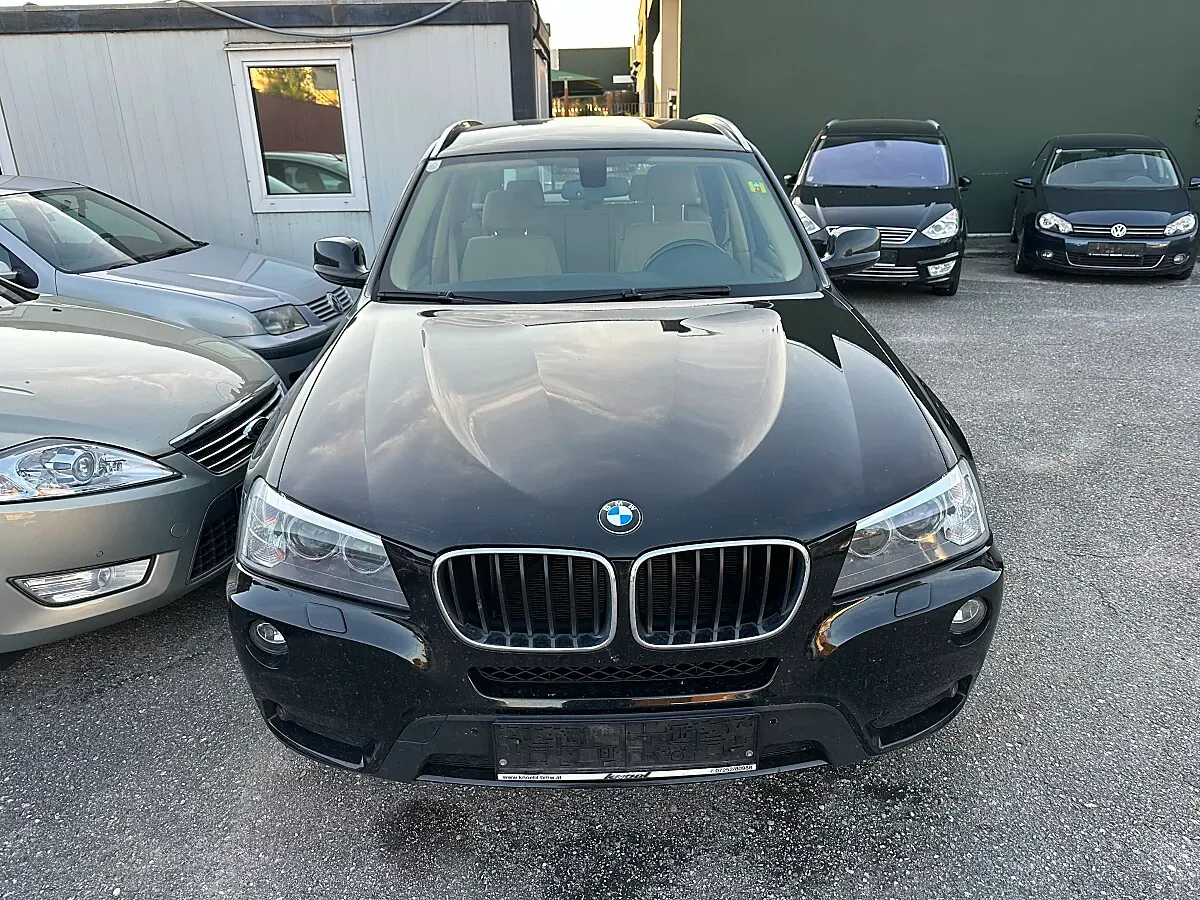 BMW X3 2013 photo 2