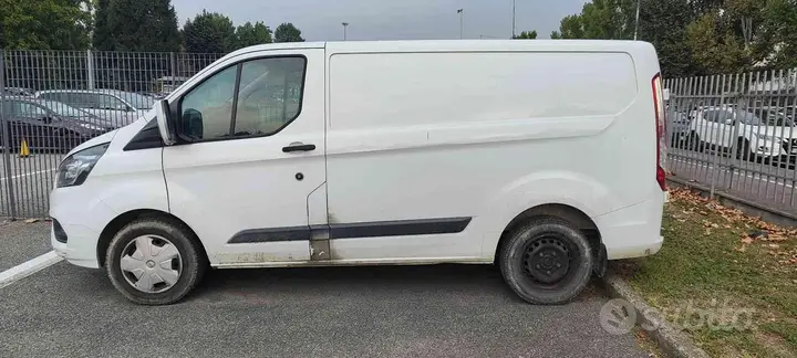 Ford Transit Custom 2023 photo 5